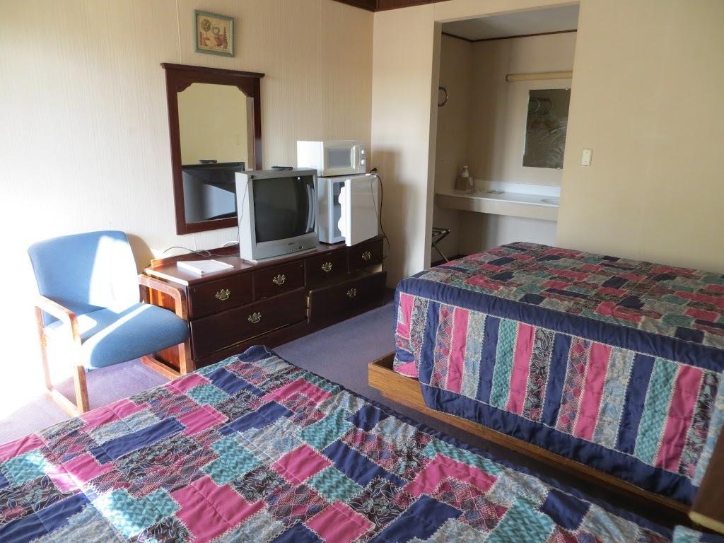 The Bluffs Inn & Suites Decorah Exterior foto
